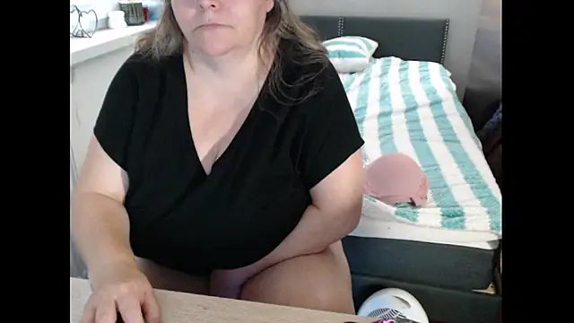 Sweetboobs online show from 10/15/25, 07:49