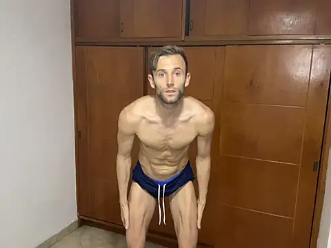 aquilesmade online show from 01/11/25, 04:03