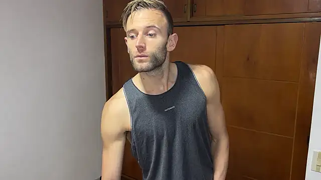 aquilesmade online show from 12/29/24, 04:18