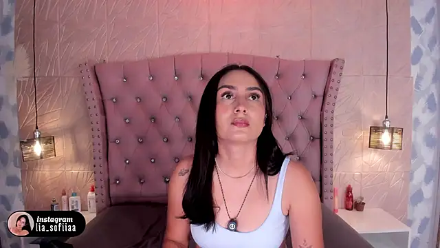 Snapshot of lia_sofiia chatting on 04/03/26, 08:43 lia sofiia online show from 04/03/26, 08:43