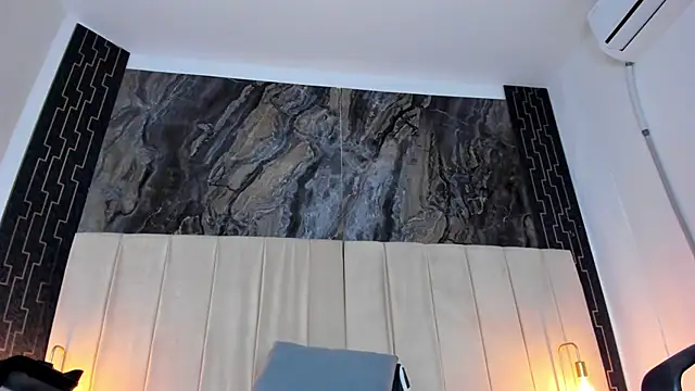 lia sofiia online show from 12/02/25, 09:22