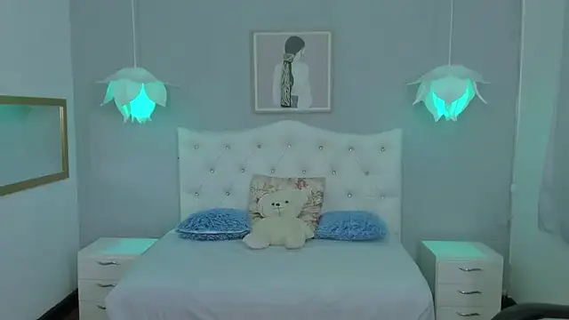 Lisa7 7 online show from 11/17/25, 02:10