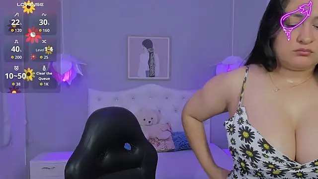 Lisa7 7 online show from 10/25/25, 12:28