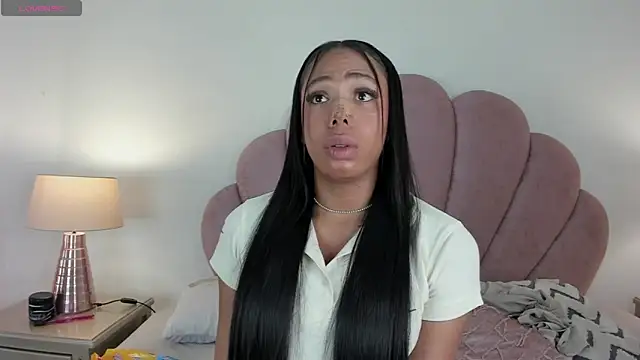 Nicole Paradise online show from 09/11/25, 12:49