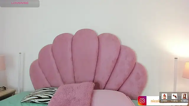 Nicole Paradise online show from 07/24/26, 01:07