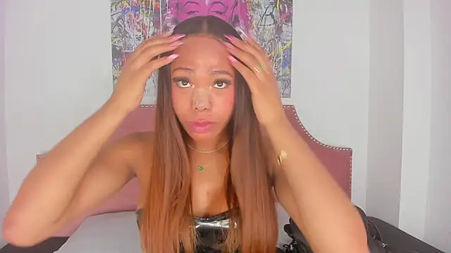 Nicole Paradise online show from 11/12/25, 12:53