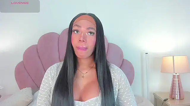 Nicole Paradise online show from 03/18/26, 01:02