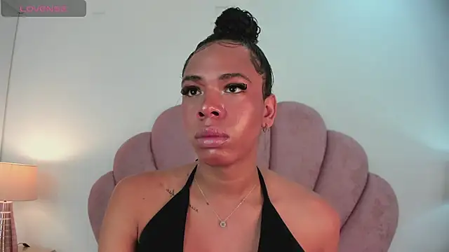 Nicole Paradise online show from 03/17/25, 01:29