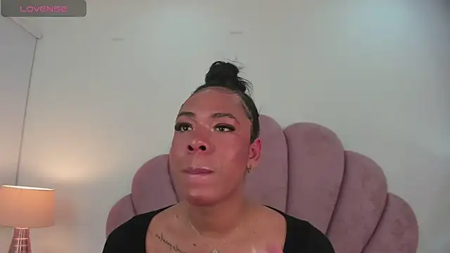 Nicole Paradise online show from 03/13/25, 12:56