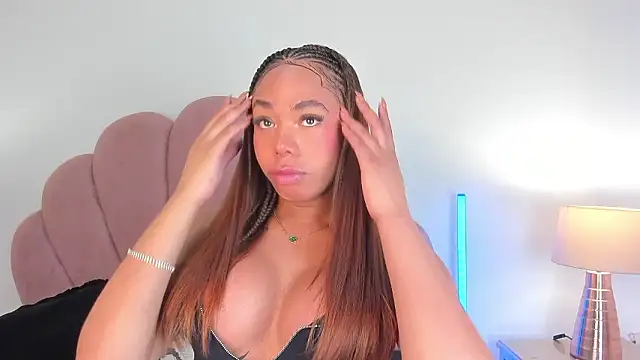 Nicole Paradise online show from 01/12/26, 12:45