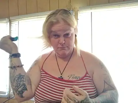 Trans Girl next door420 online show from 01/12/26, 06:58