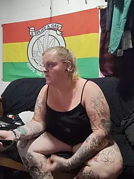 Trans Girl next door420 online show from 06/02/26, 09:15
