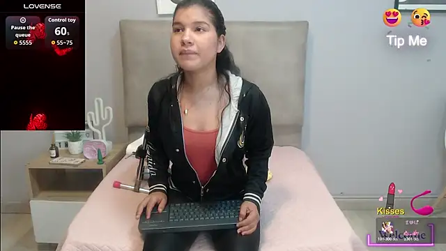 SophiaMeyerst online show from 04/20/26, 01:03