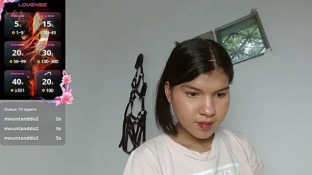 SophiaMeyerst online show from 02/06/25, 05:30