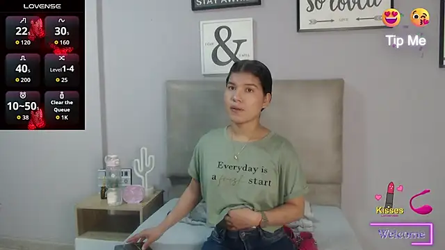 SophiaMeyerst online show from 05/02/26, 12:54