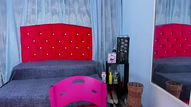 Cumming Tiffani online show from 03/10/25, 12:06