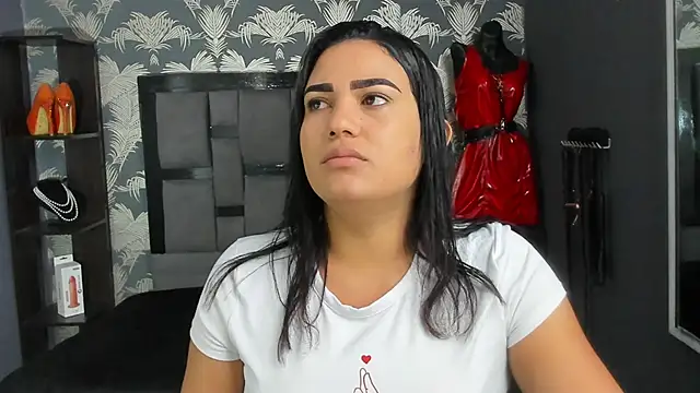 Cumming Tiffani online show from 09/23/25, 12:34