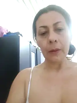 Snapshot of Mia-funny20 chatting on 03/19/25, 02:16 Mia-funny20 online show from 03/19/25, 02:16