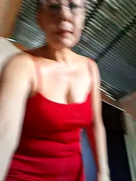 Snapshot of Mia-funny20 chatting on 10/15/25, 08:17 Mia-funny20 online show from 10/15/25, 08:17