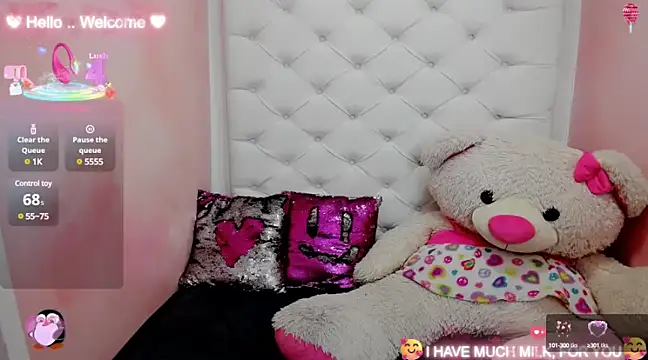 emma  cute   online show from 03/14/25, 10:29