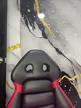 emma  cute   online show from 11/11/25, 11:27