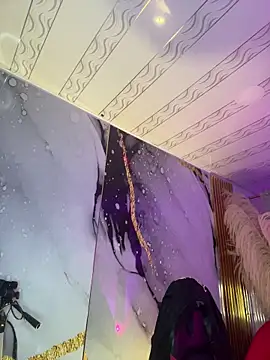 emma  cute   online show from 12/16/25, 11:25