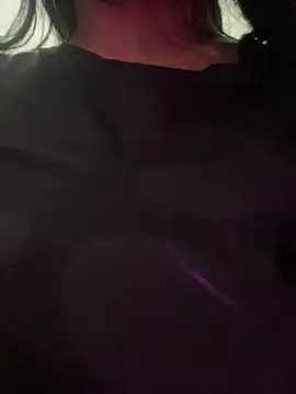 emma  cute   online show from 10/26/25, 11:32