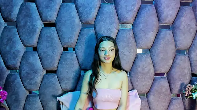 Aurora 18 online show from 01/14/26, 02:42