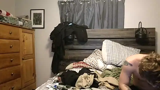 SpAzZ1234 online show from 03/18/26, 02:04