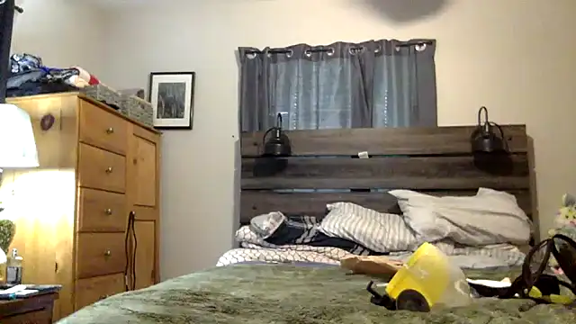 SpAzZ1234 online show from 04/01/26, 02:03