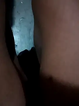 Snapshot of Aash_Slave_Boy chatting on 02/17/26, 10:18 Aash Slave Boy online show from 02/17/26, 10:18