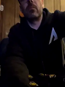 Cashmoney6979 online show from 04/11/26, 03:47