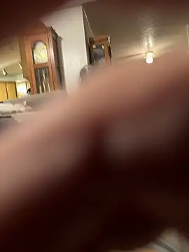 Snapshot of Jayare95 chatting on 11/15/25, 03:21 Jayare95 online show from 11/15/25, 03:21