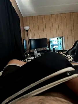 Snapshot of Jayare95 chatting on 11/29/25, 06:41 Jayare95 online show from 11/29/25, 06:41