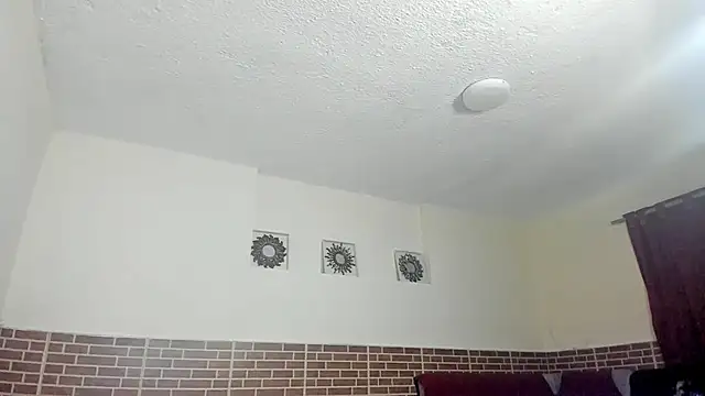 Snapshot of ApholoVV chatting on 09/29/25, 07:26 ApholoVV online show from 09/29/25, 07:26