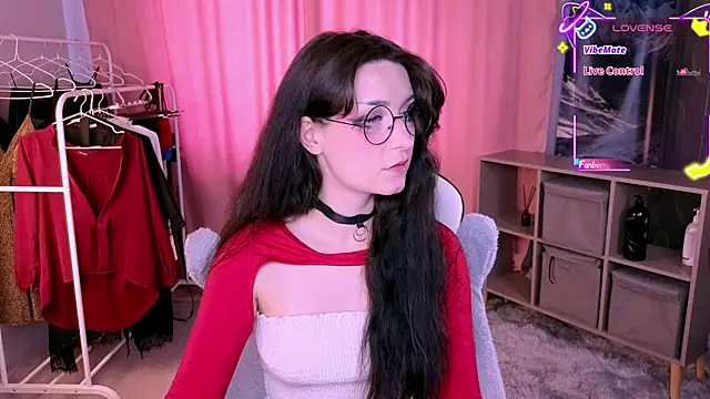 Molly Sunshine online show from 10/08/25, 11:01