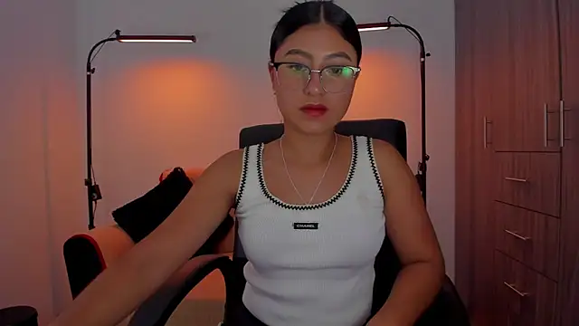 Snapshot of cloy_baby__ chatting on 03/13/25, 11:59 cloy baby online show from 03/13/25, 11:59