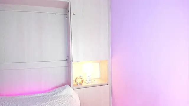 valerymeyerr online show from 10/17/25, 04:27