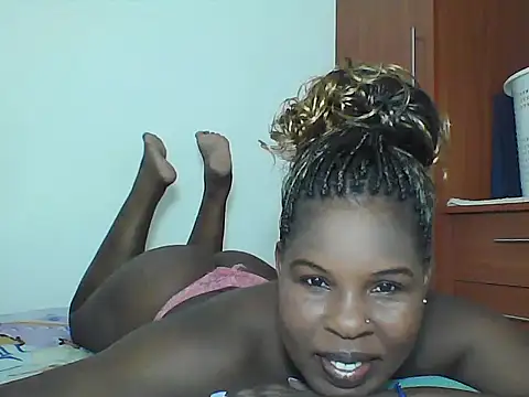 Snapshot of Sexyebonygal chatting on 05/13/26, 04:41 Sexyebonygal online show from 05/13/26, 04:41