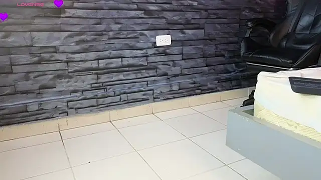 Lilith Zen online show from 02/17/25, 11:02