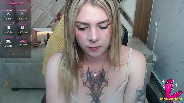 Snapshot of Paula_b_ chatting on 06/10/26, 06:20 Paula b online show from 06/10/26, 06:20