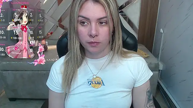 Snapshot of Paula_b_ chatting on 07/02/26, 12:55 Paula b online show from 07/02/26, 12:55