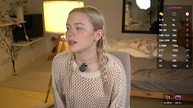 LexieLoree online show from 11/09/25, 04:16