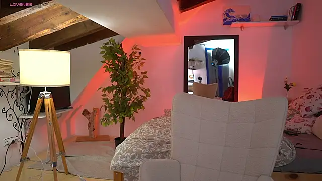 LexieLoree online show from 02/13/26, 04:12