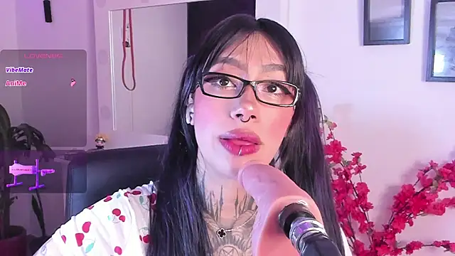 Akari1 Mischief online show from 04/17/26, 04:04