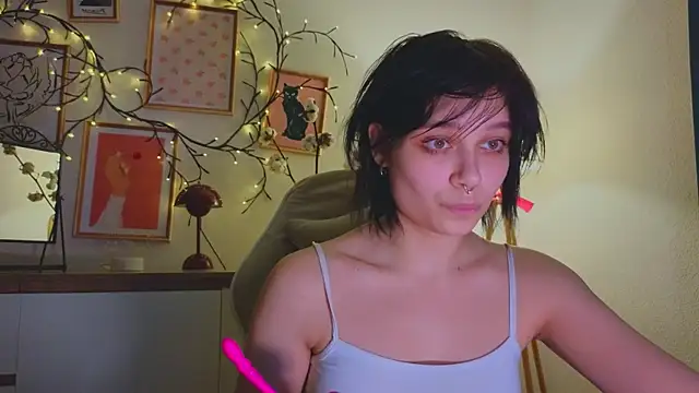 ari rari online show from 02/02/25, 04:05