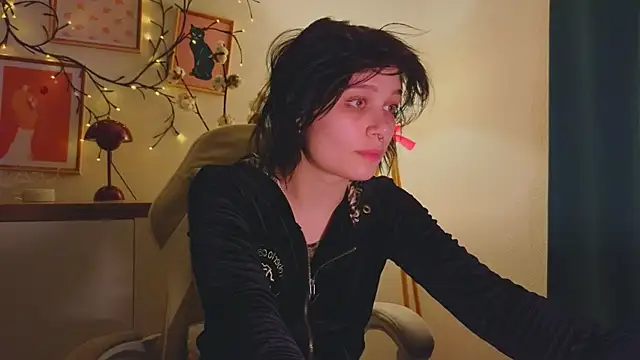 ari rari online show from 02/01/25, 10:01