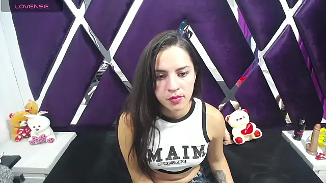 CooperEmma  online show from 04/14/26, 03:00