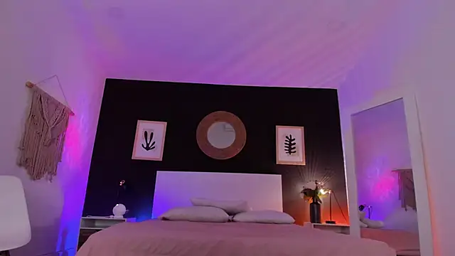 VioletPaket online show from 10/01/25, 01:26