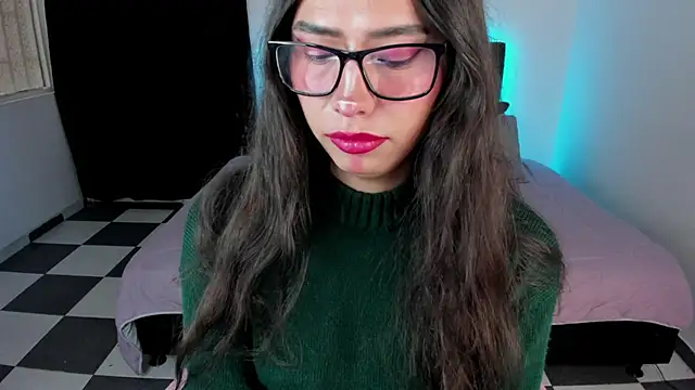 Snapshot of paula_kawaiifu_ chatting on 02/22/25, 04:40 paula kawaiifu online show from 02/22/25, 04:40